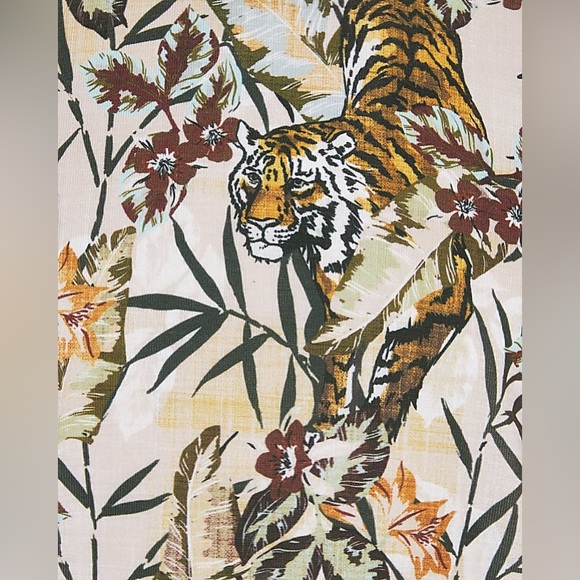 River Island Toddler Boys Stone Tiger Floral Print Short Sleeve T-Shirt - Picture 3 of 3